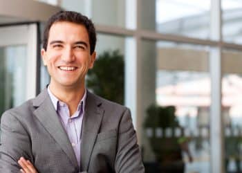 Qual a importância do corretor de imóveis para o mercado imobiliário?